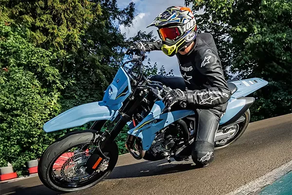 SUZUKI DR-Z4SM